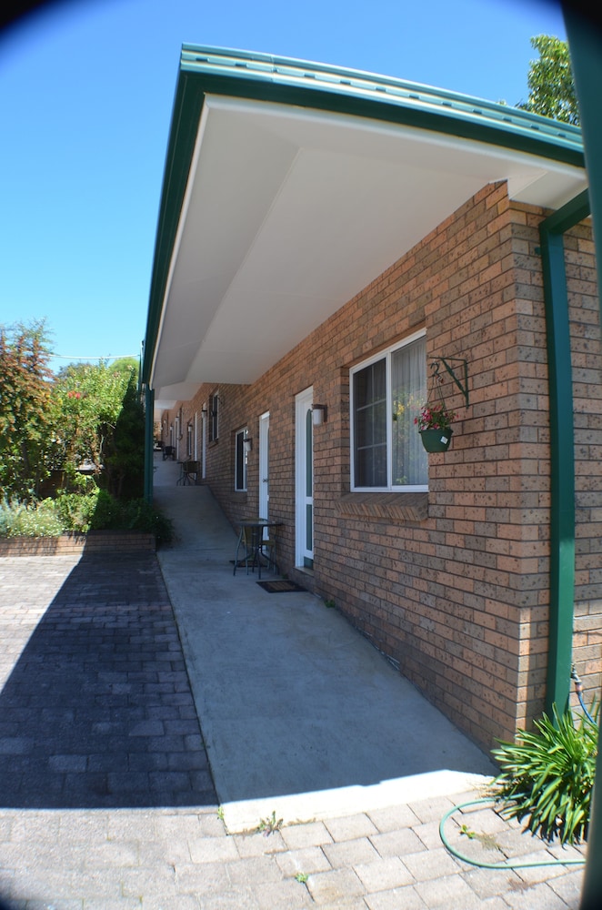 Deer Park Motor Inn And Restaurant 31/50