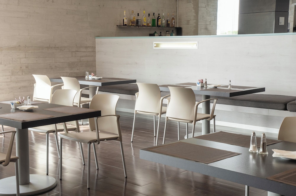 Casa Inn Galerias Hotel 50/64