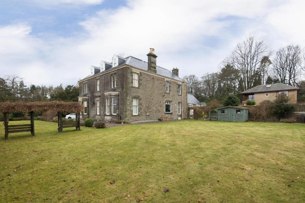 OYO Ashlea Manor 18/21