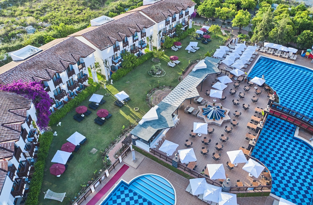 Nox Inn Club Hotel 38/44