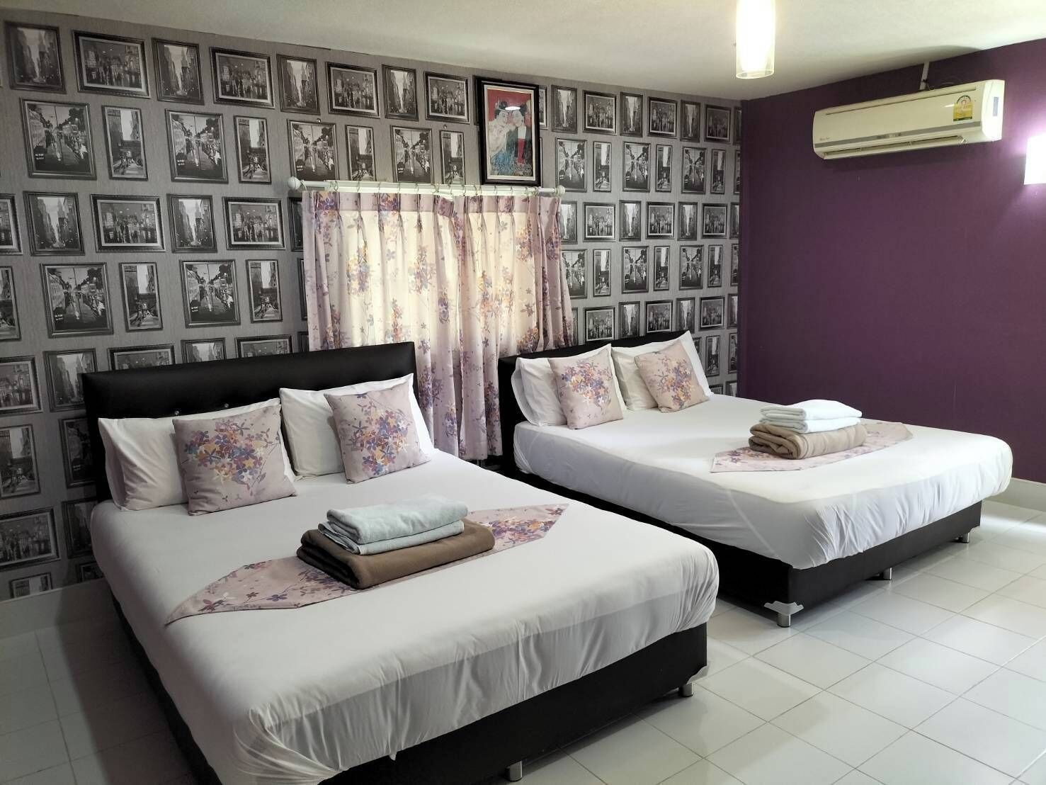1 BEDROOM, FAMILY, QUADRUPLE