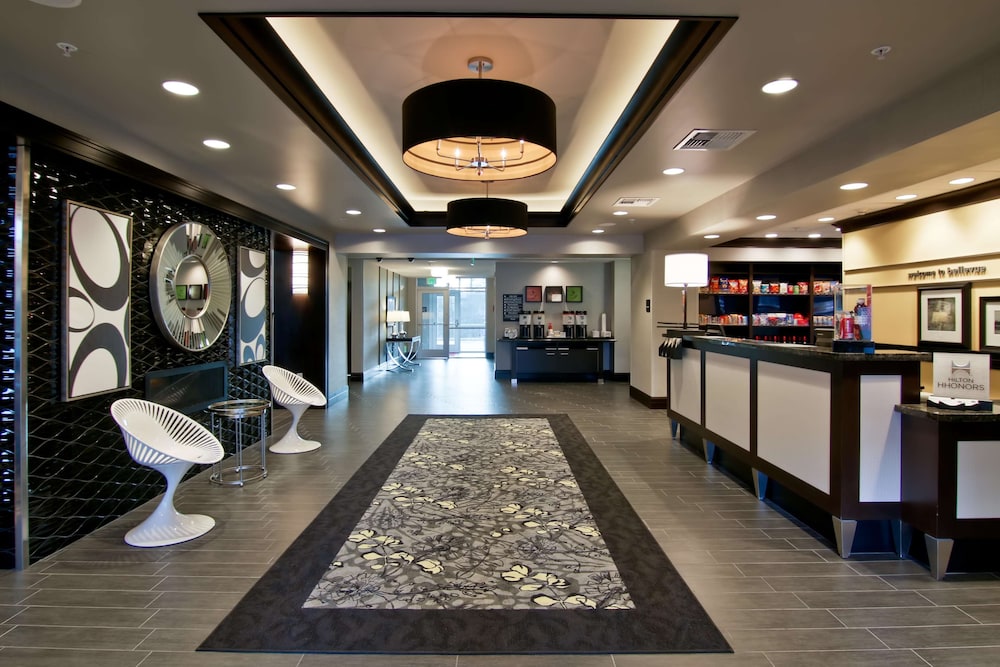 Hampton Inn Suites Bellevue Downtown Seattle Wa 31/53