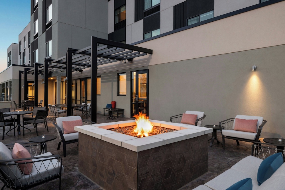 Towneplace Suites By Marriott Lancaster, PA 14/41