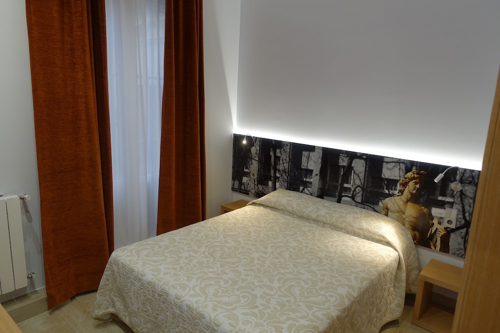 Hostal Cervelo 27/72