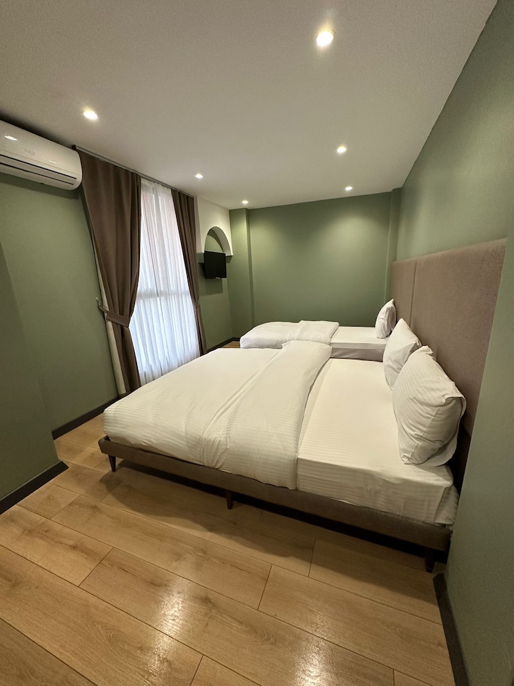 Heaven Inn Airport Hotel 5/23