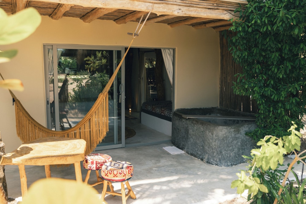 Eteka Slow Beach Hotel - Adults only 11/50