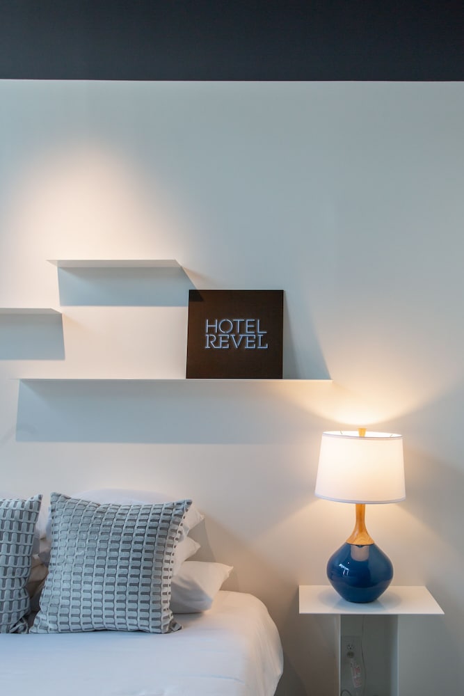 Hotel Revel photo2