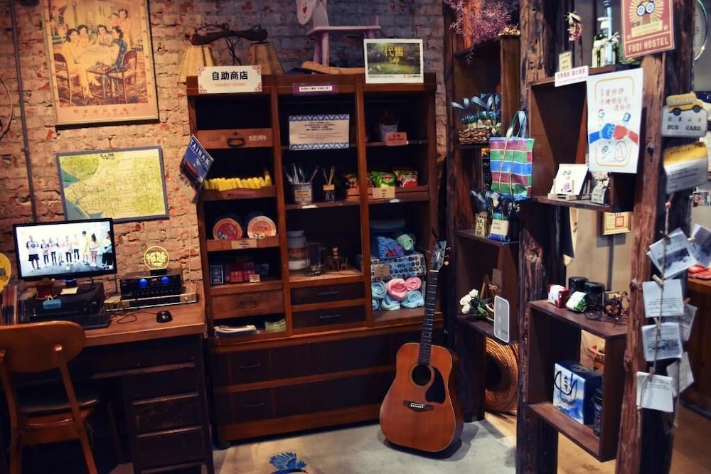 Fuqi Hostel - Heping 42/58