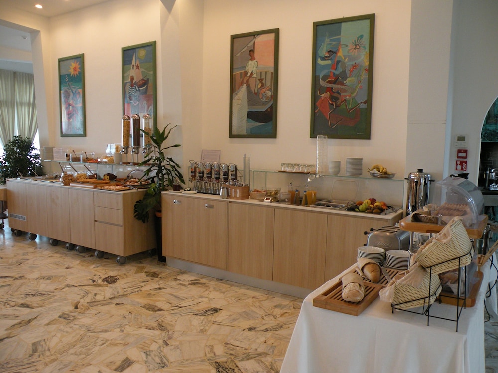 Hotel Parrini 27/50