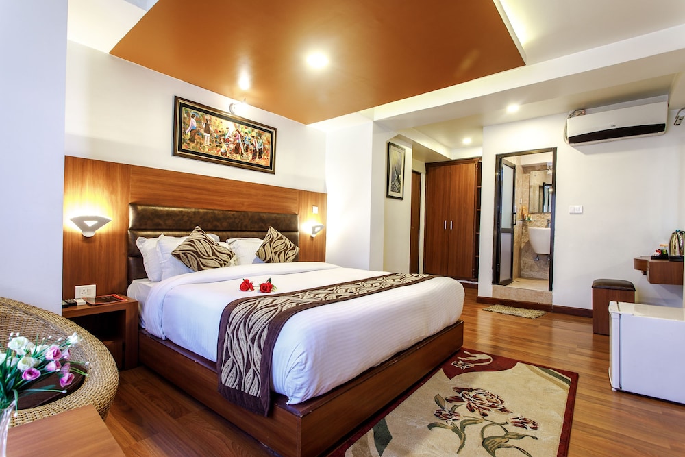 Hotel Shreesu 26/73
