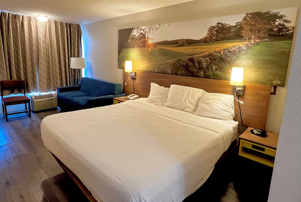 Days Inn By Wyndham Ashland 9/32