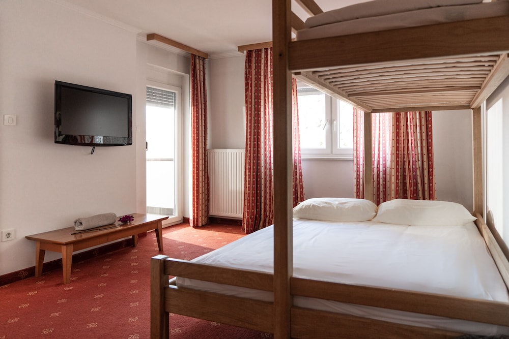 Hotel Medno 4/43