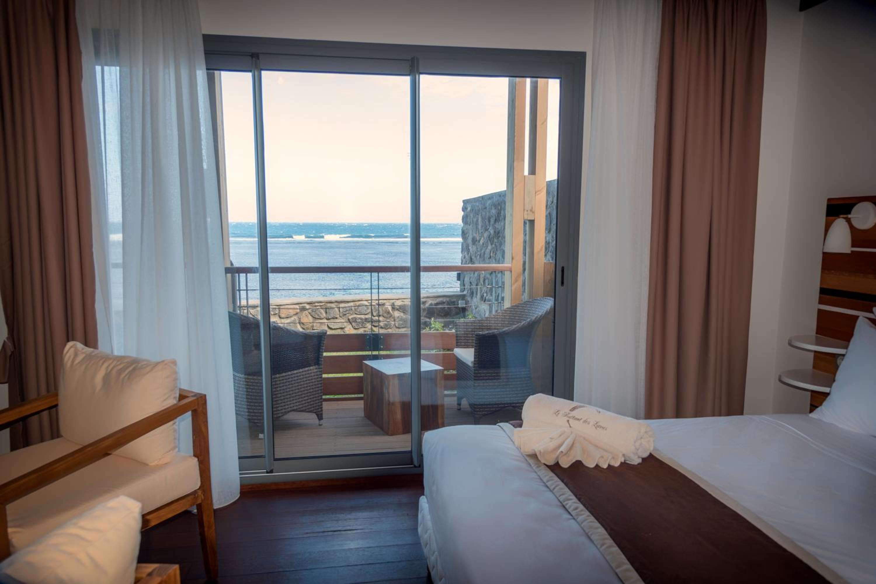 Deluxe, Double Bed, Beach Front