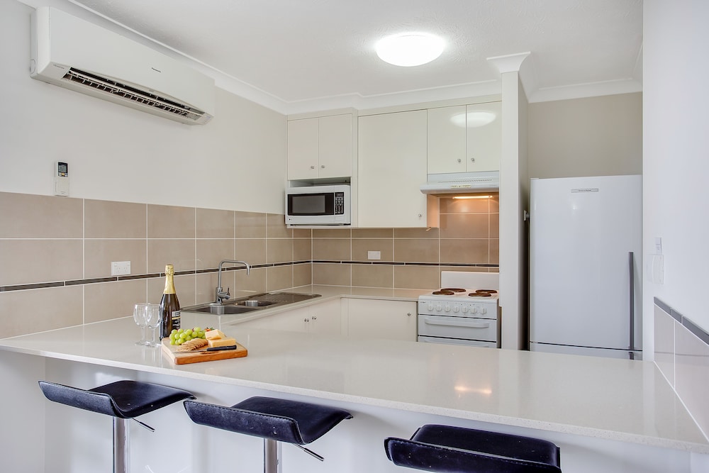 Pacific Resort Broadbeach 33/77