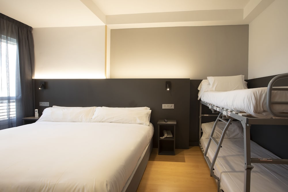 Hotel Sancho Ramirez Formerly Tryp Sancho Ramirez 11/59