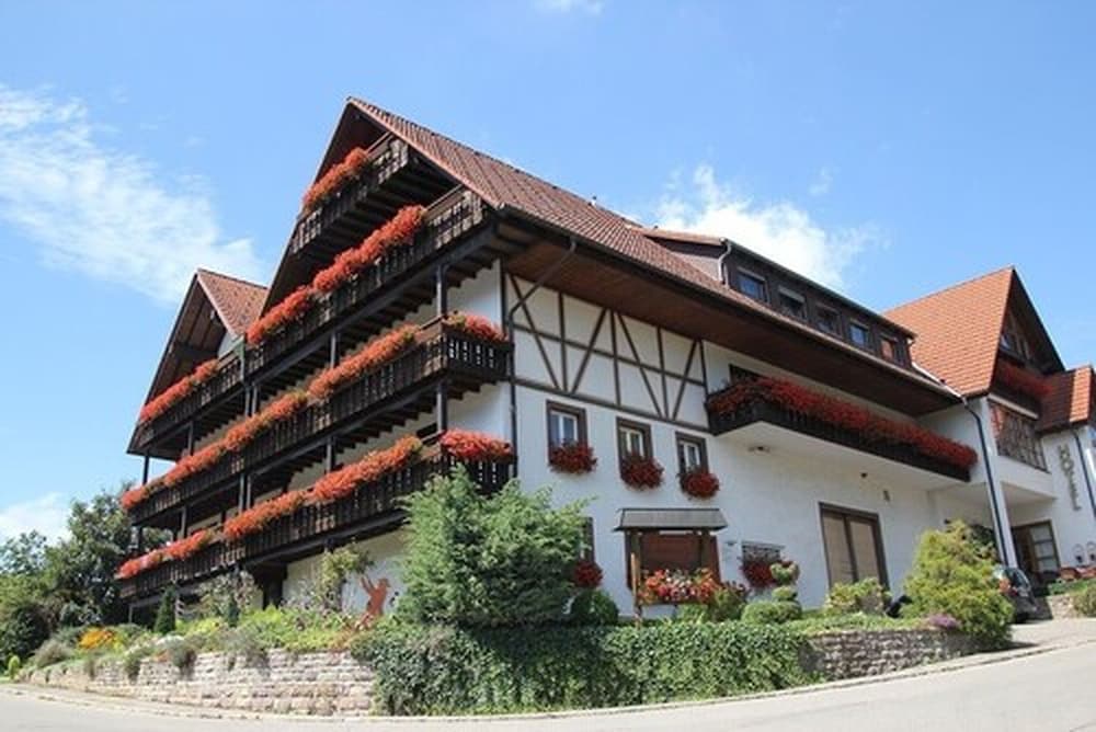 Hotel Waldblick 1/50