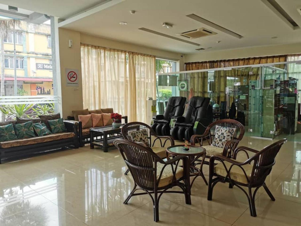 Melang Inn 27/53