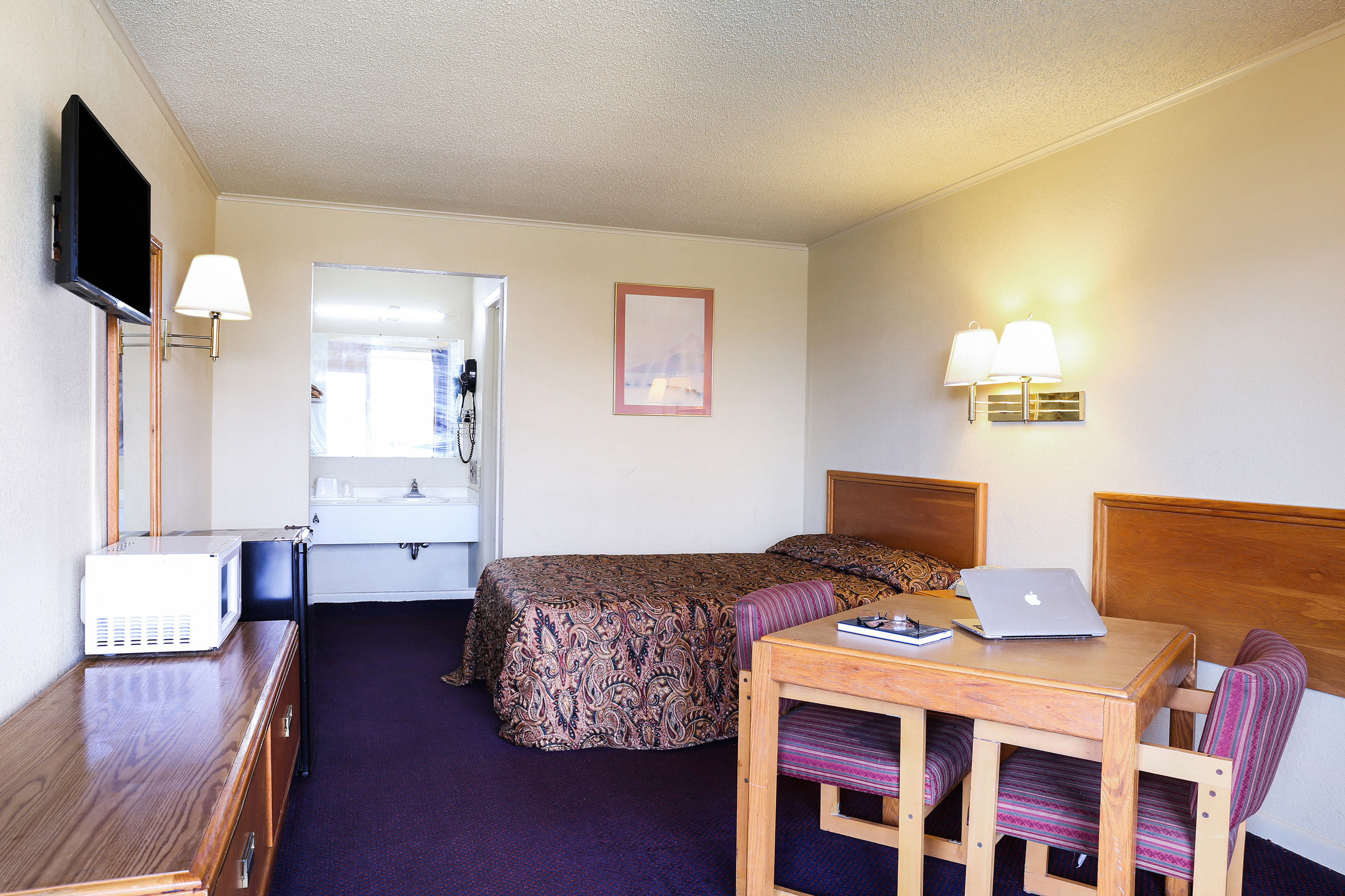 MAGNUSON HOTEL OPELIKA 28/45