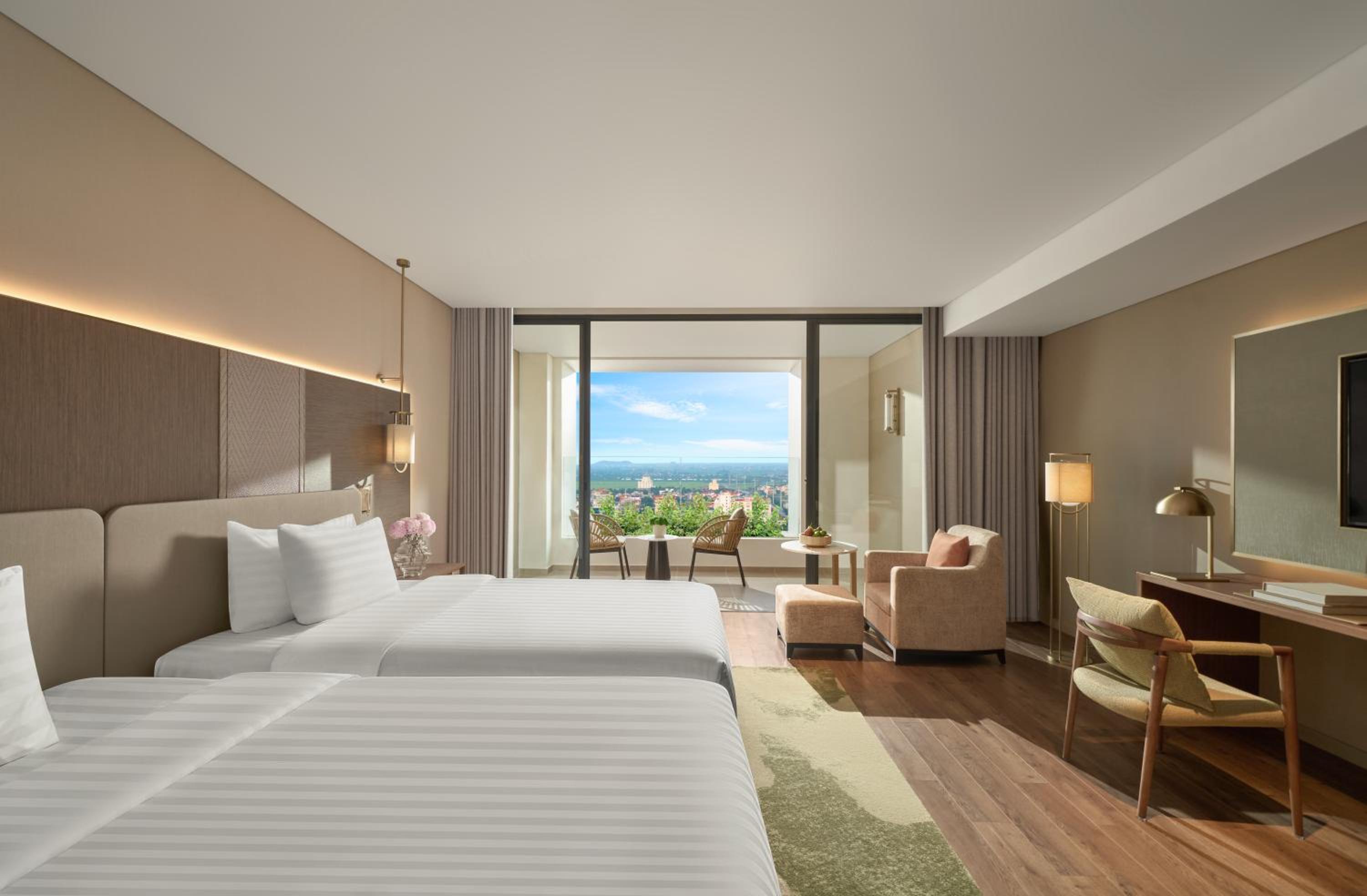 DELUXE, TWIN BEDS, MOUNTAIN VIEW, CORNER