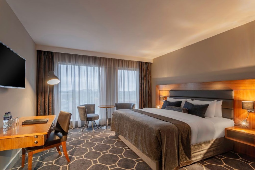 Room at Athlone Springs Hotel, ATHLONE
