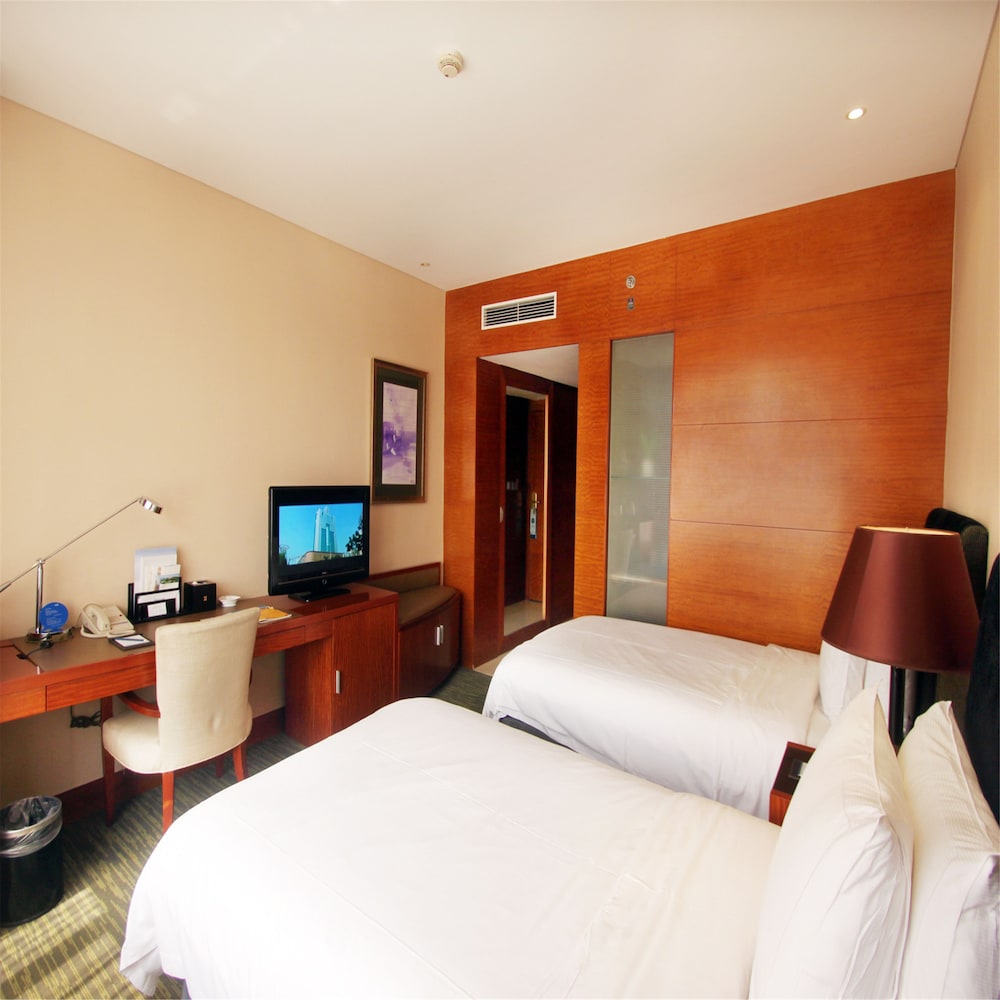 C D Hotel Xiamen 11/50