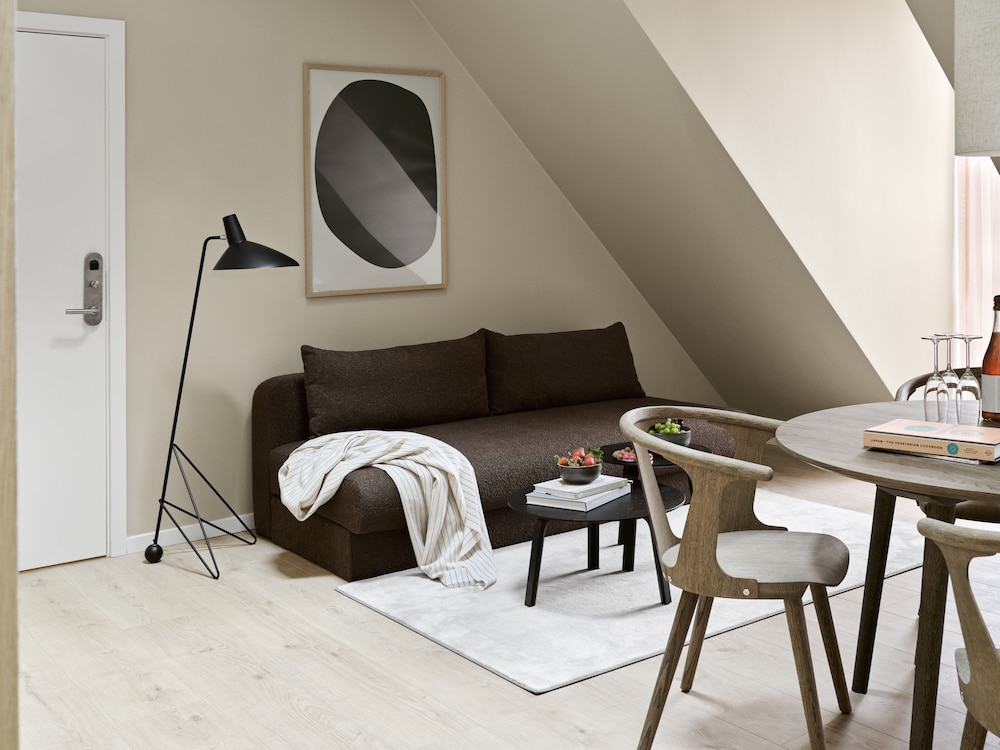 Aura Apartment Hotel 26/38