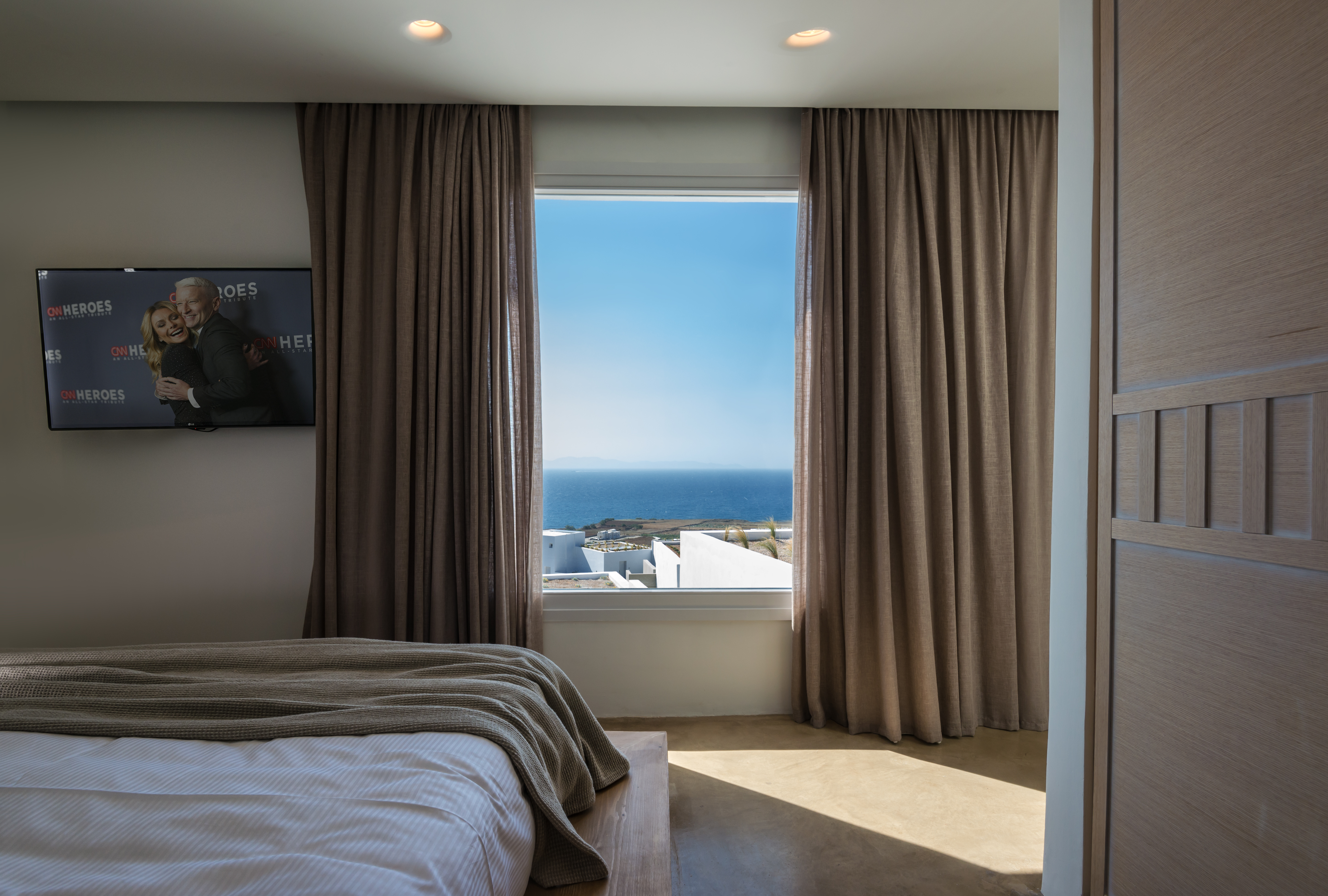 FAMILY SUITE, PRIVATE INFINITY POOL