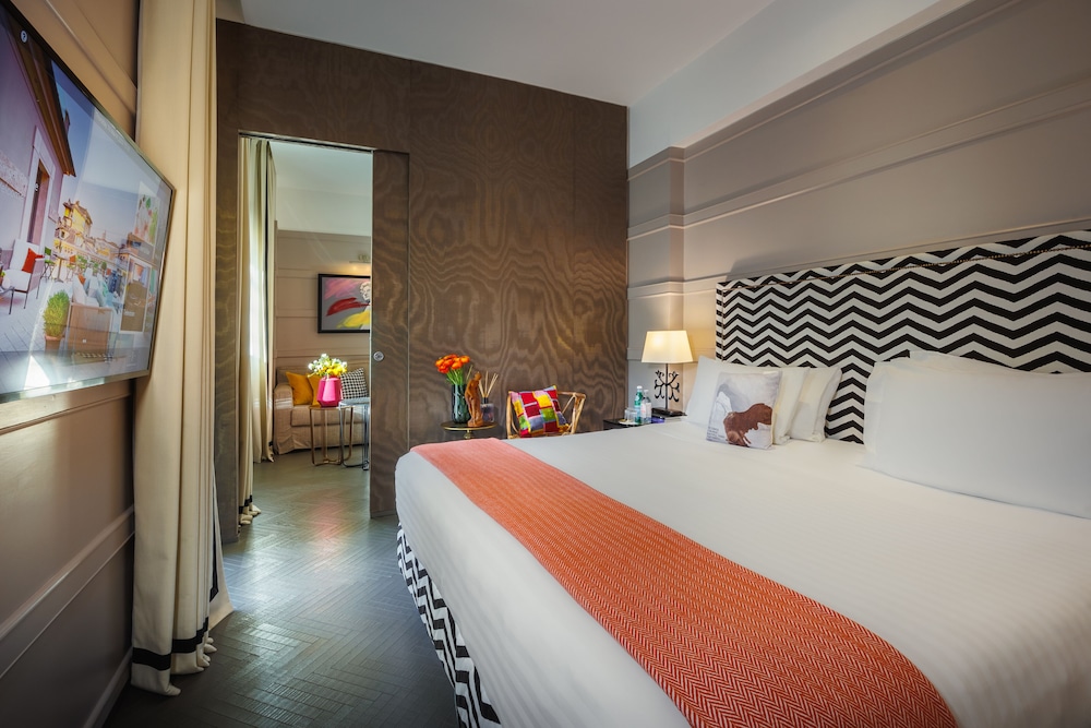 JUNIOR SUITE, DELUXE