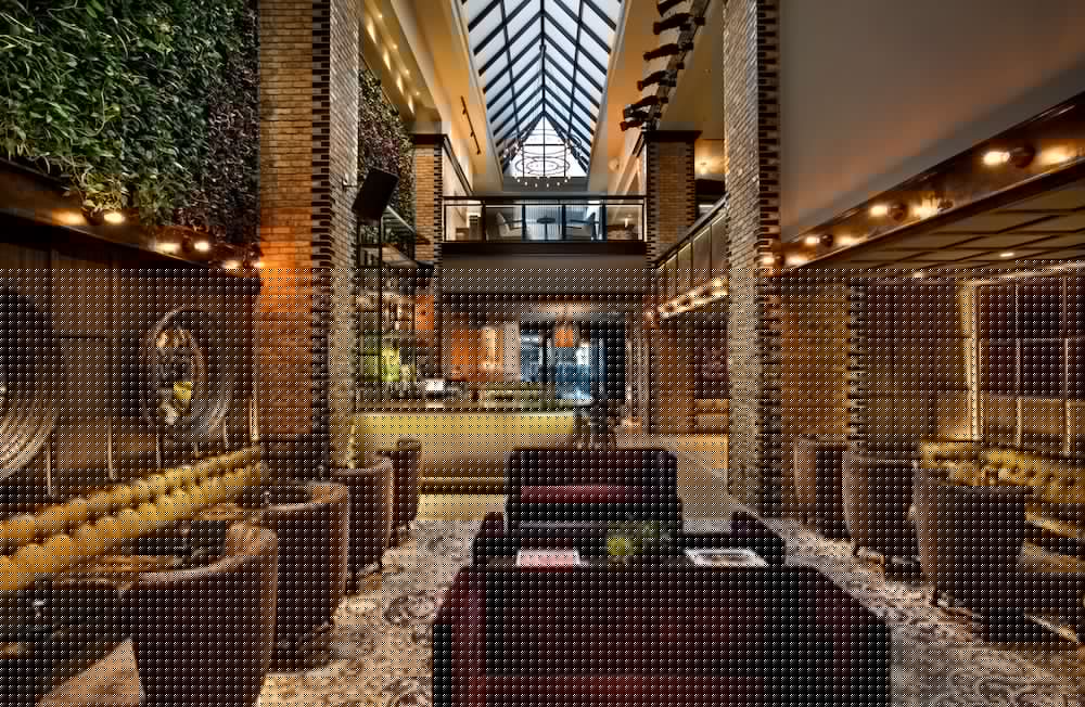 Thompson Chicago Ex Sutton Place Hotel 44/77