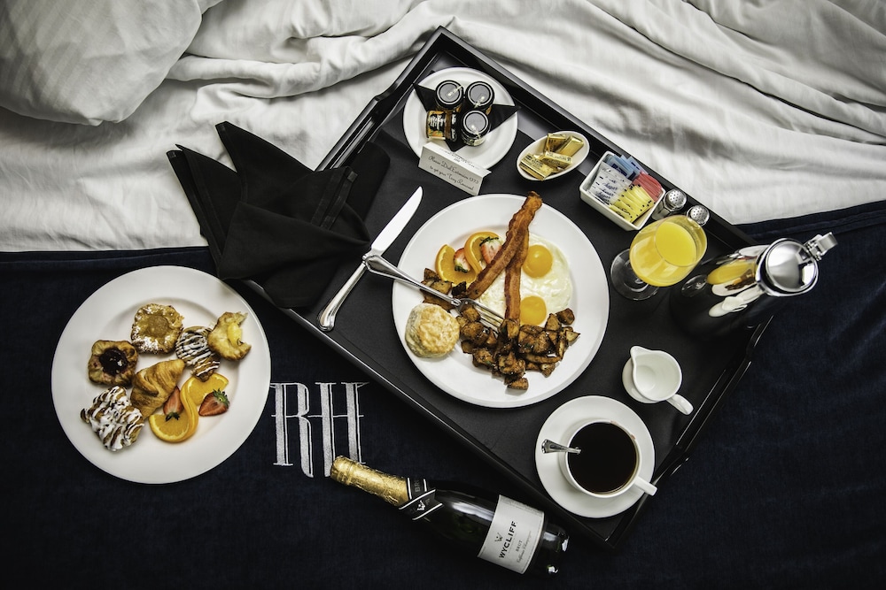 The Read House Hotel Historic Inn and Suites 54/62
