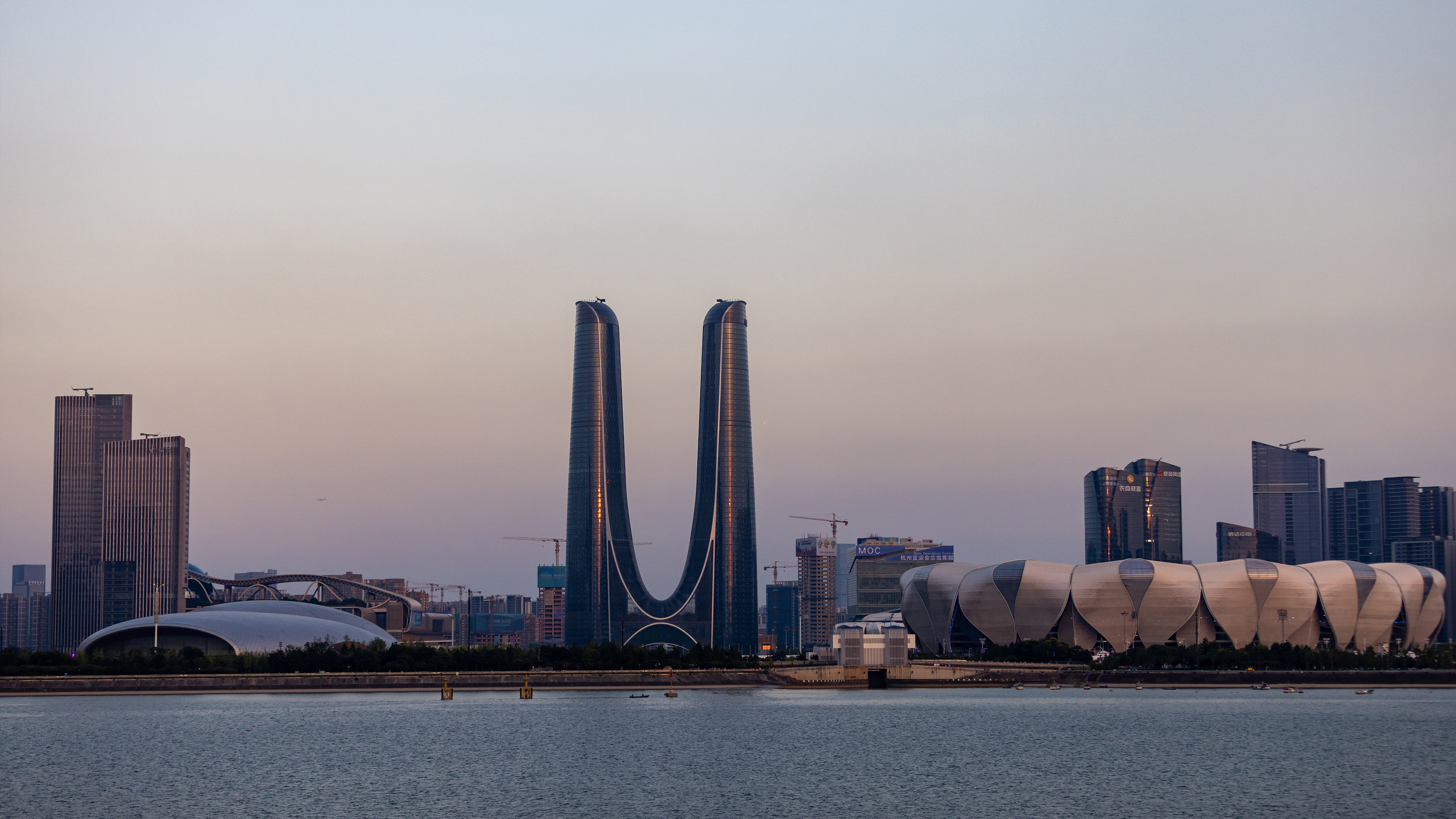 Crowne Plaza Hangzhou Riverside by IHG 44/50