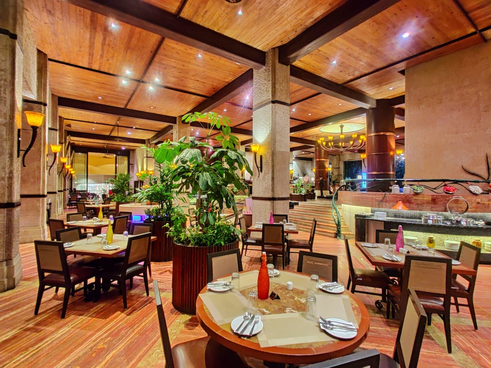 Fariyas Resort Lonavla 53/77