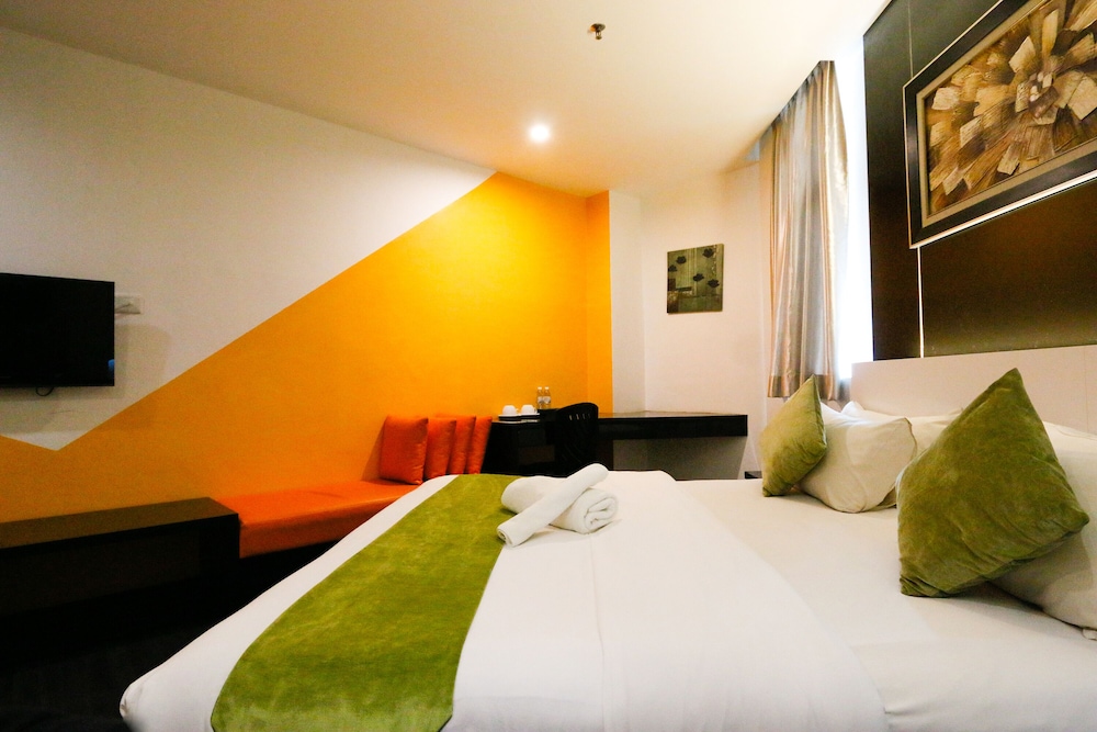 Swing & Pillows at Golden Roof Hotel Ampang, Ipoh 47/62
