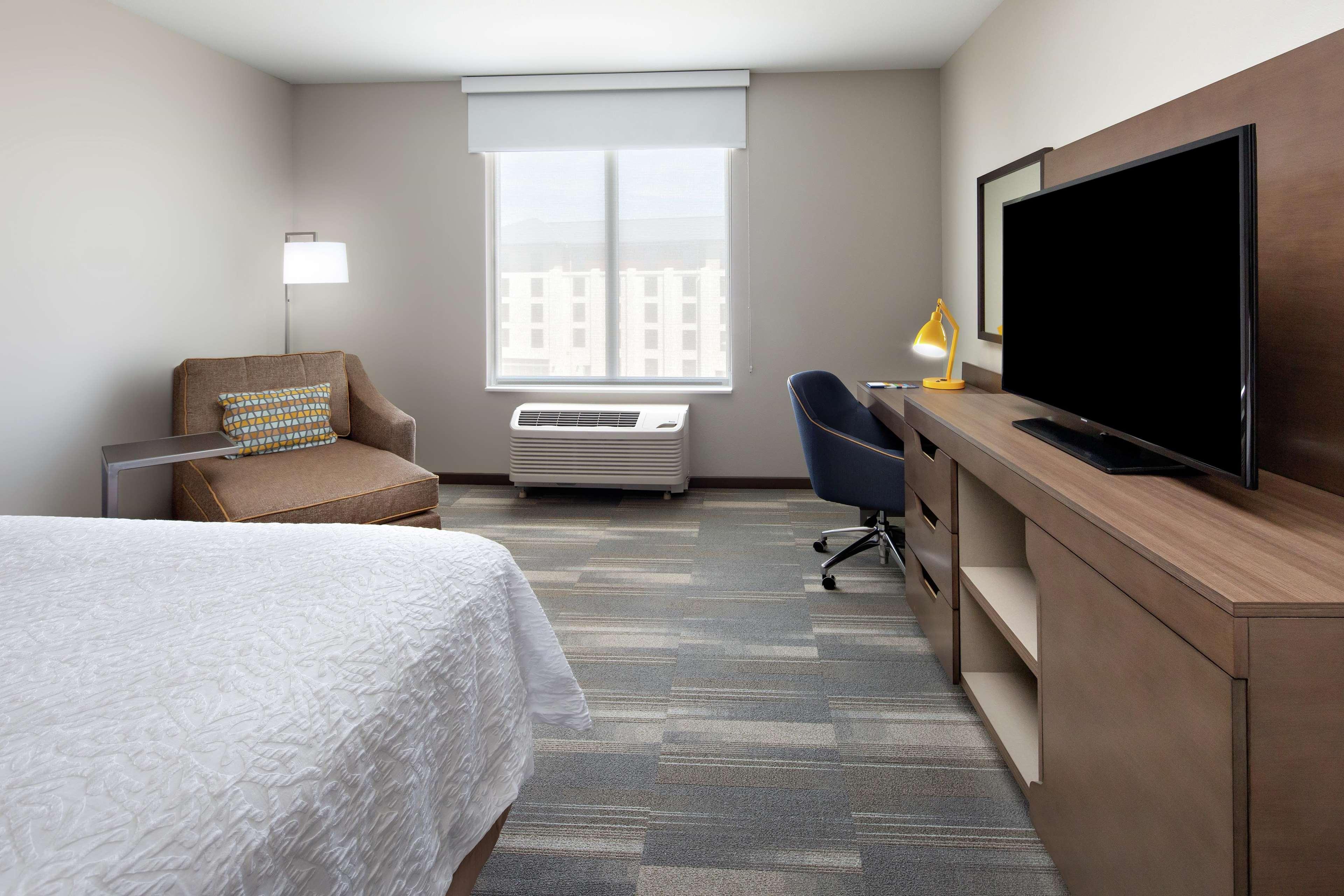 Room, Double Bed