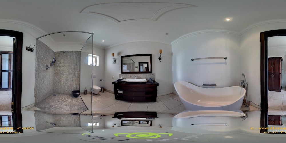 Belvedere Boutique Hotel 50/50