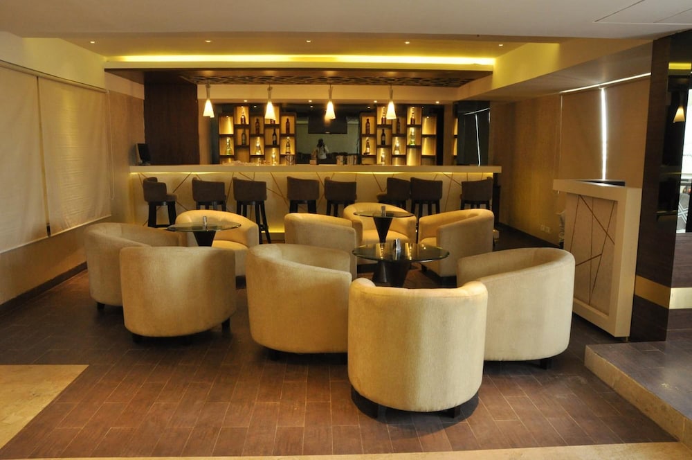 SAPNA CLARKS INN 30/47