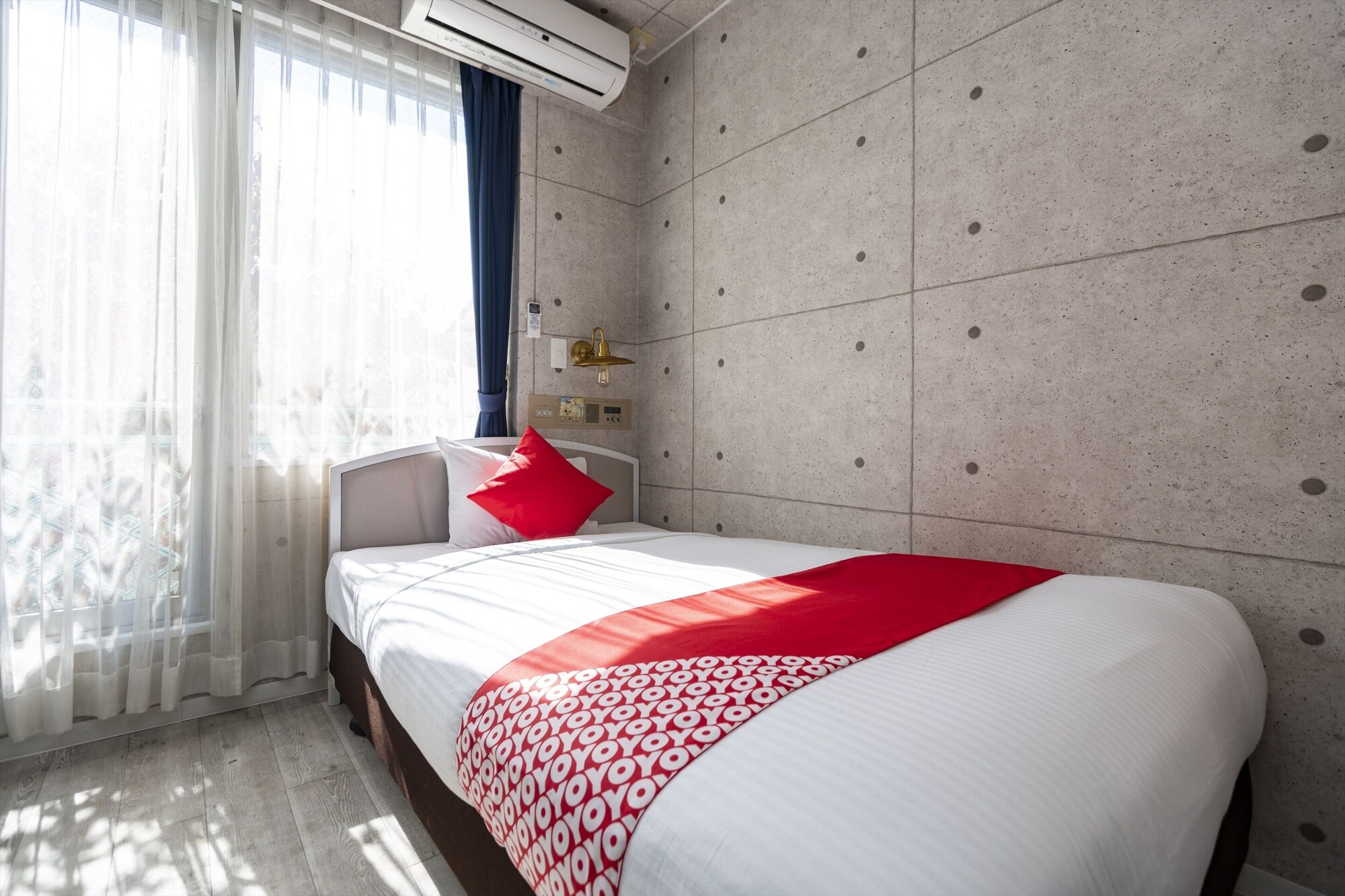 Semi Room, Single Bed, Semi Double Bed