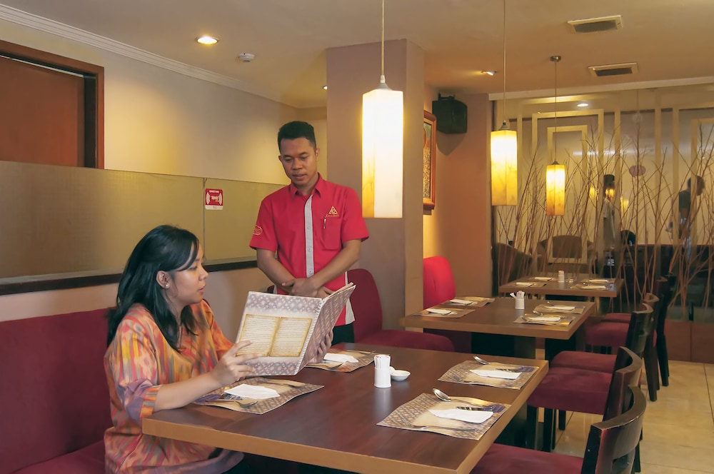 Cipta Hotel Wahid Hasyim 36/49