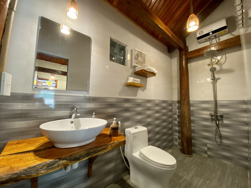 Phong Nha Coco Riverside Homestay 48/50