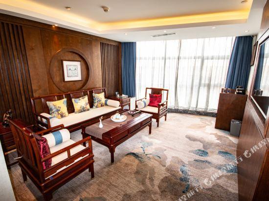 Yan Wenlv Hotel 21/33