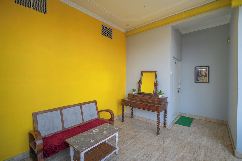 Tara Guest House 49/68