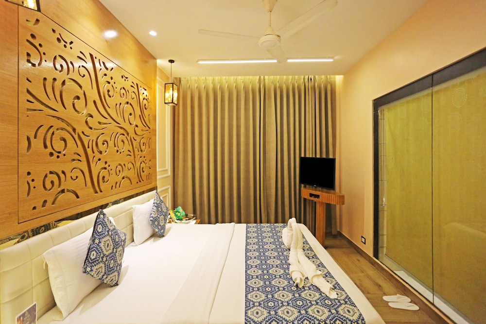 غرفة ديلوكس بسرير كينج، The Jrd Luxury Botique Hotel 4/8