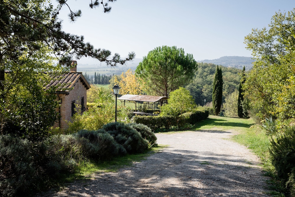 Agriturismo Villa Graziella 33/50