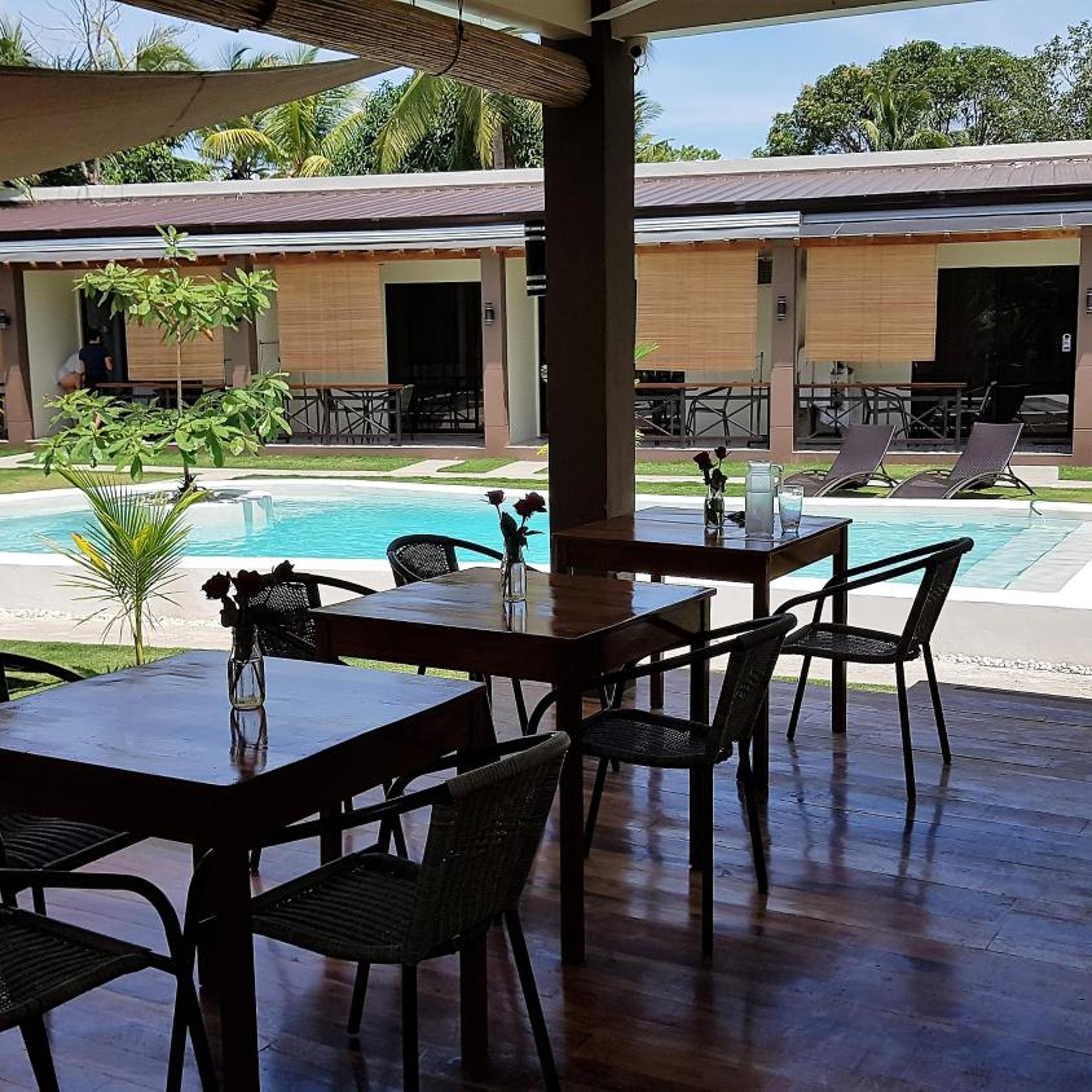 Positano Alona Beach Panglao 35/50