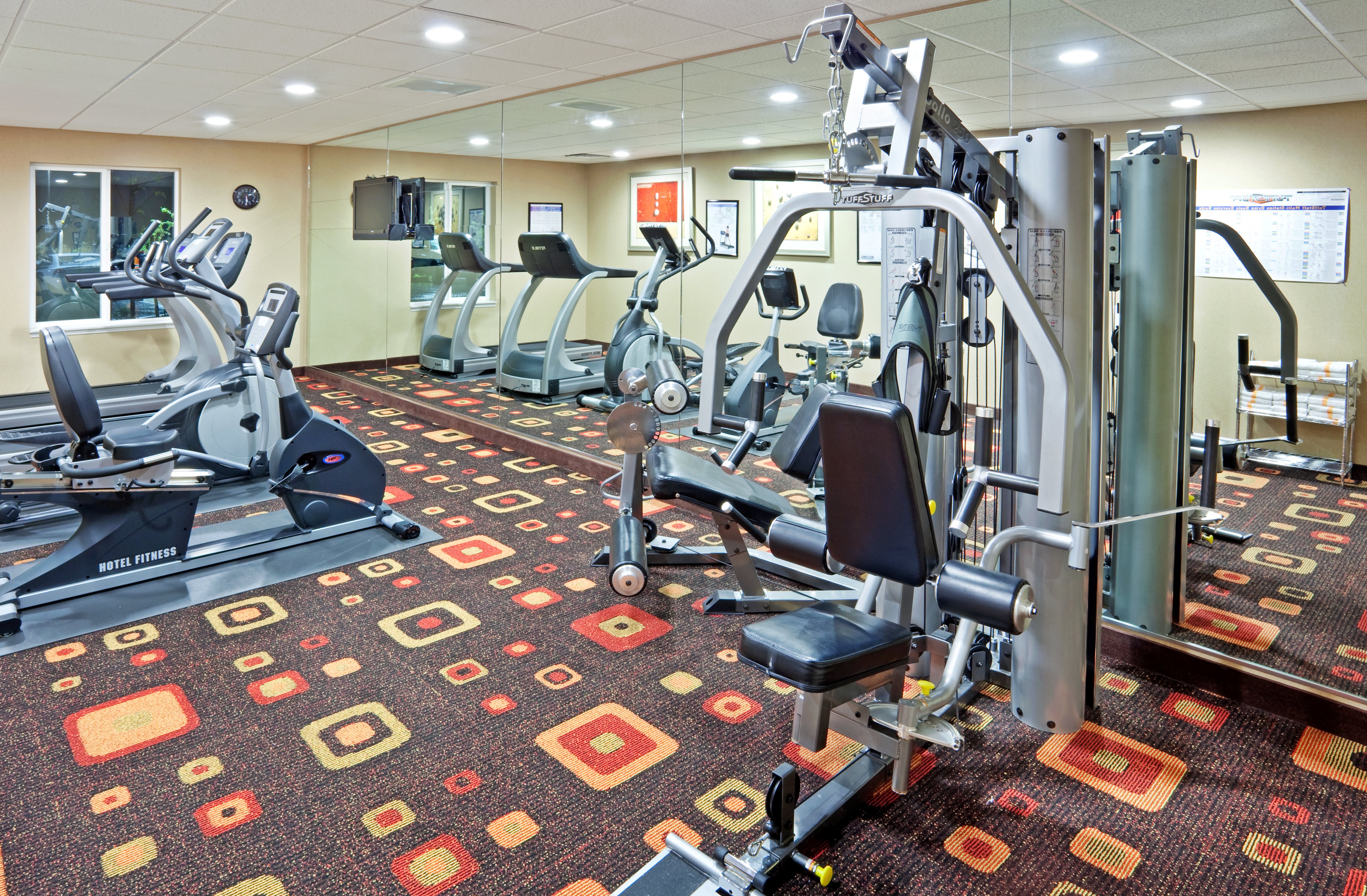 Holiday Inn Express Hotel Suites Sumner 11/28