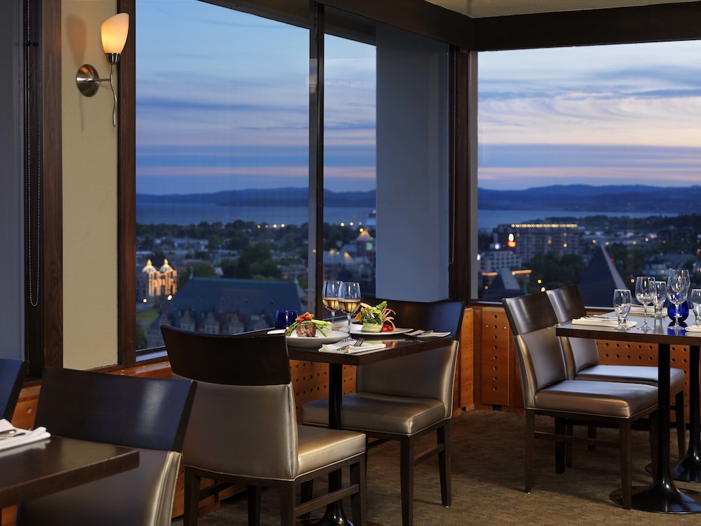 Chateau Victoria Hotel And Suites 62/68