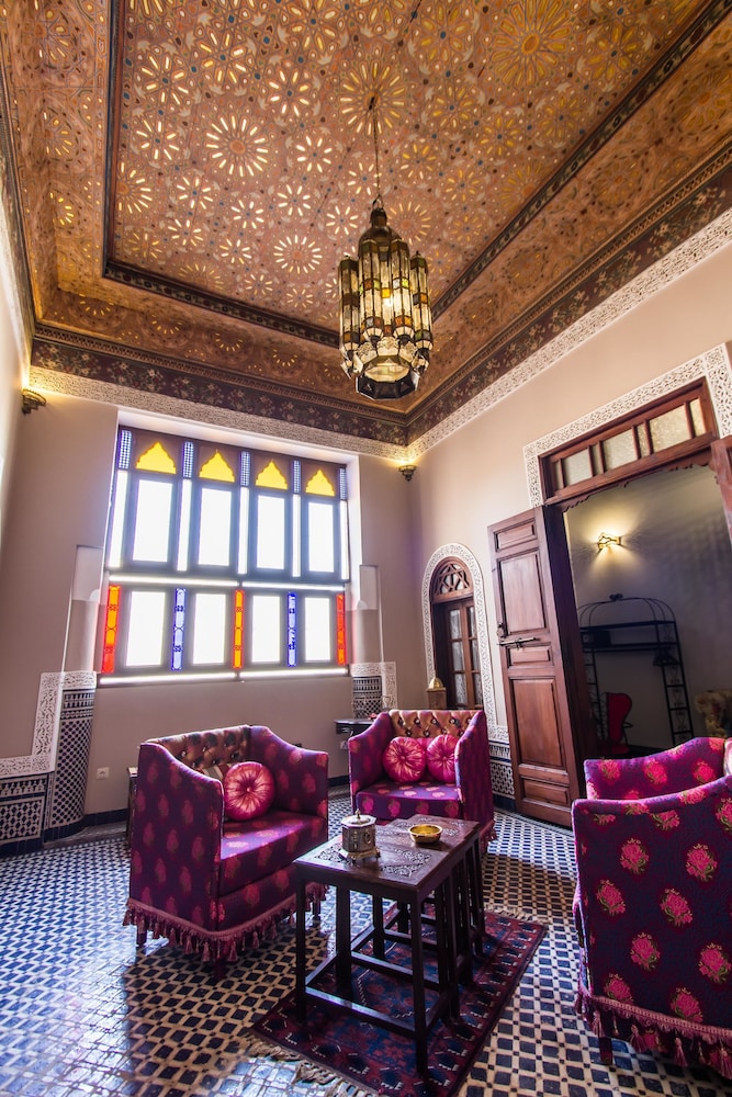 Riad Letchina 28/50