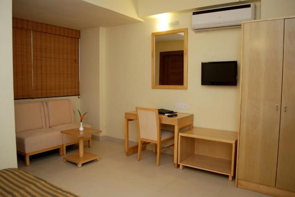 Sandalwood Hotel And Retreat 23/32