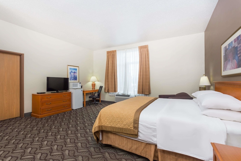 Wyndham Garden Madison Fitchburg 20/69