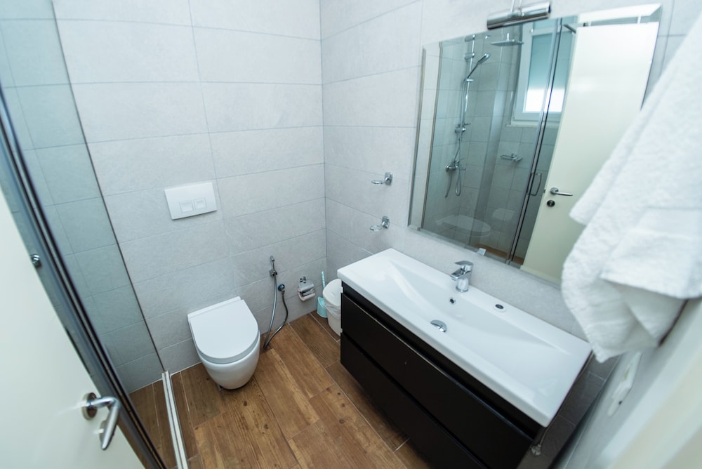 Olivar Hotel Tirana 56/60